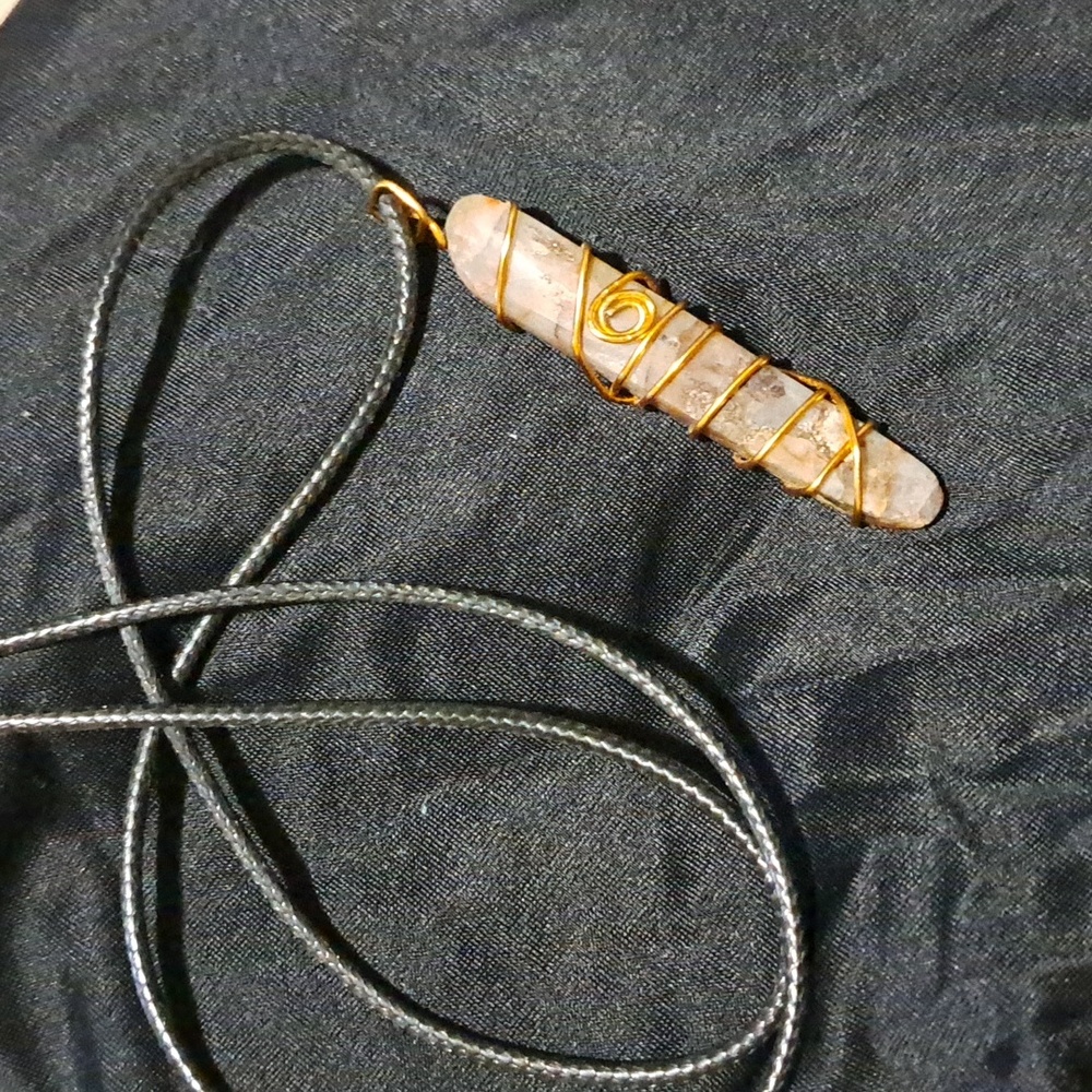 Multi colored quartz wrapped gold wire w/ 24 in nylon cord